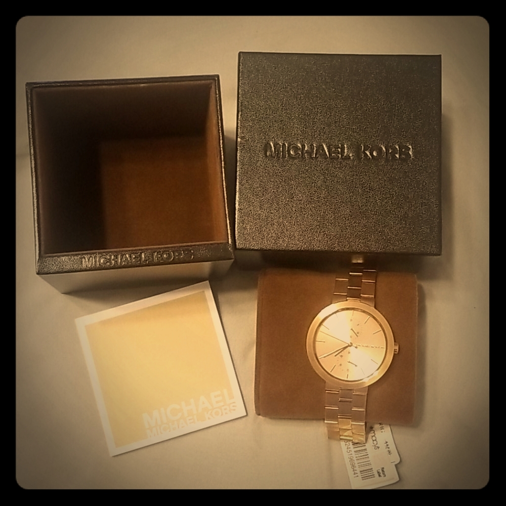 Michael kors rose gold watch